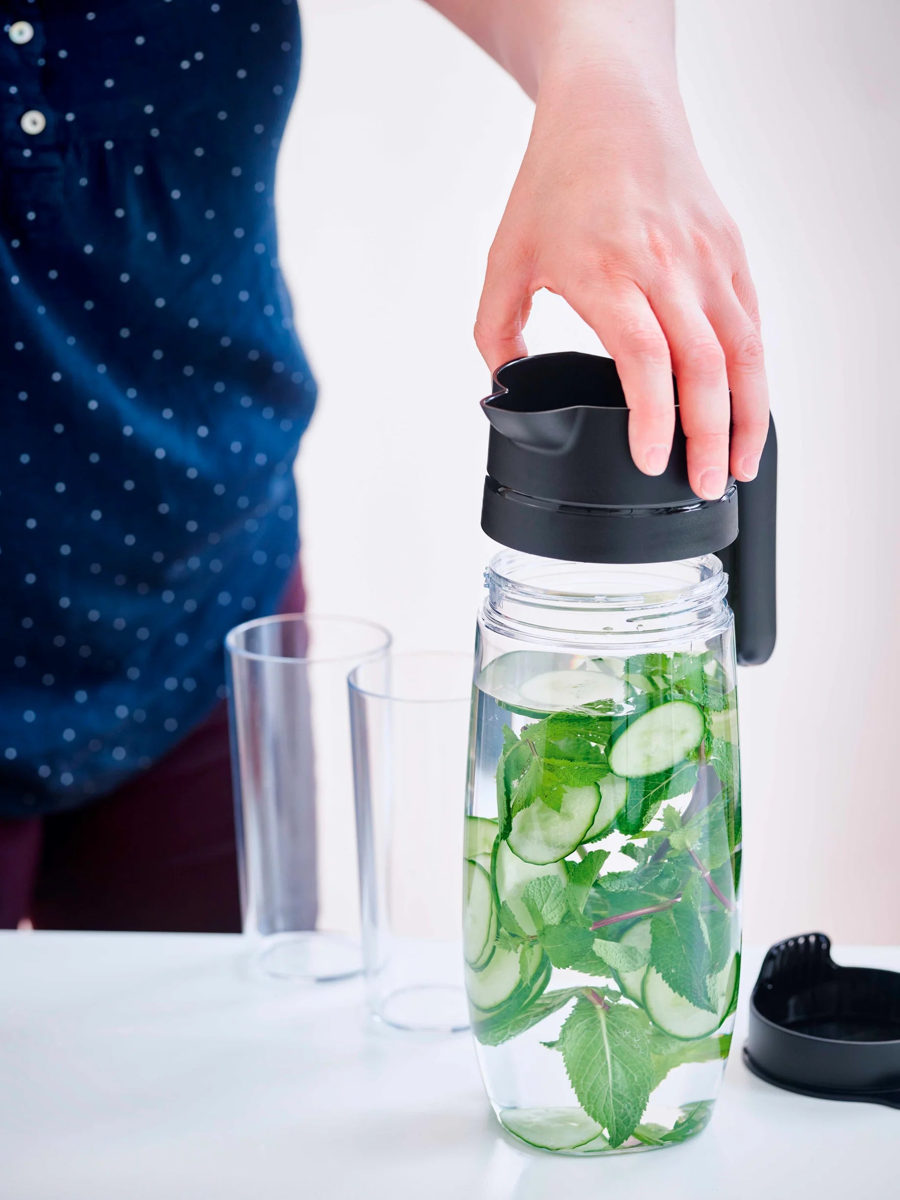 Átlátszó Kancsó 1,7L