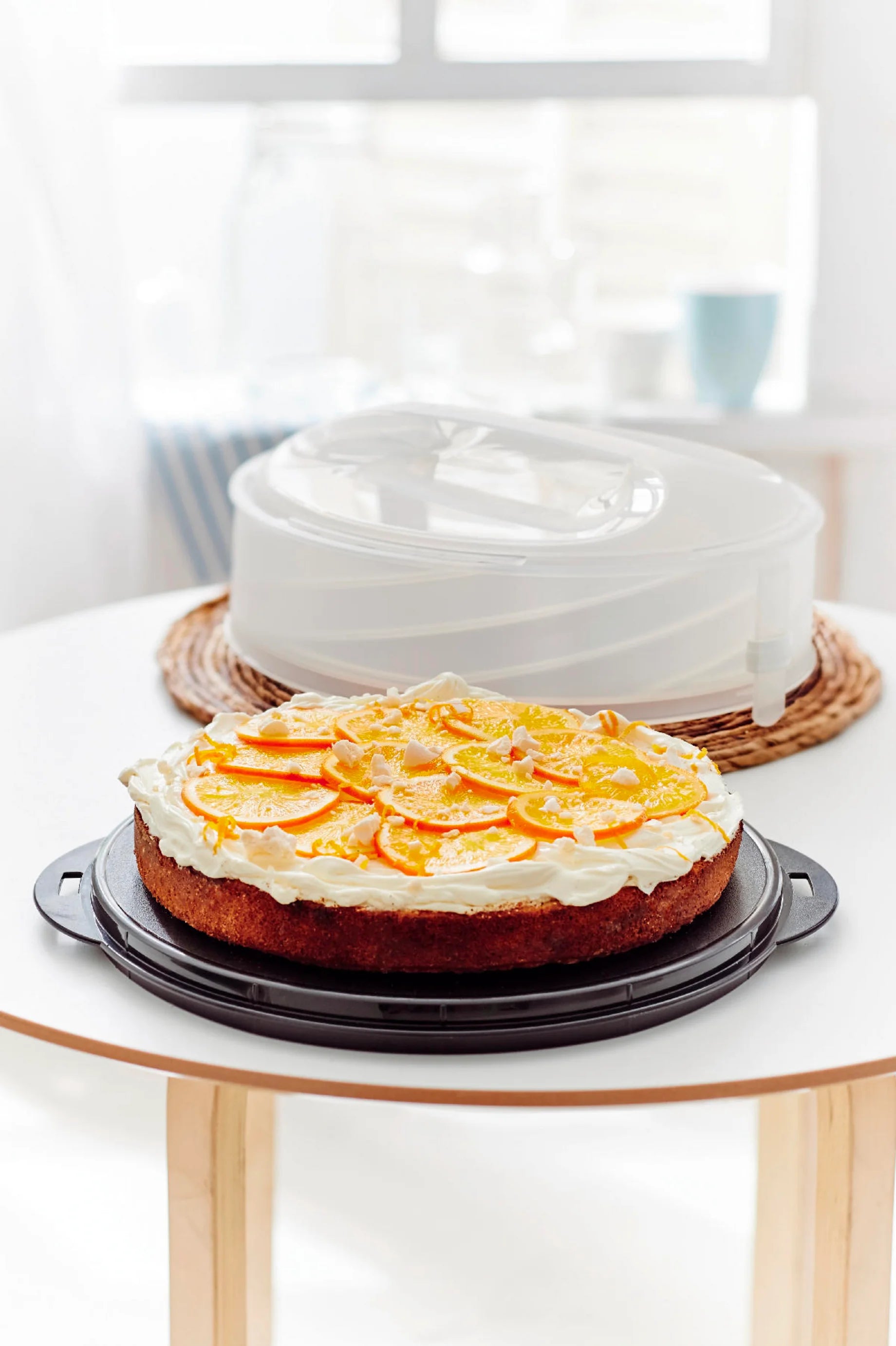 Emeletes Tortatartó